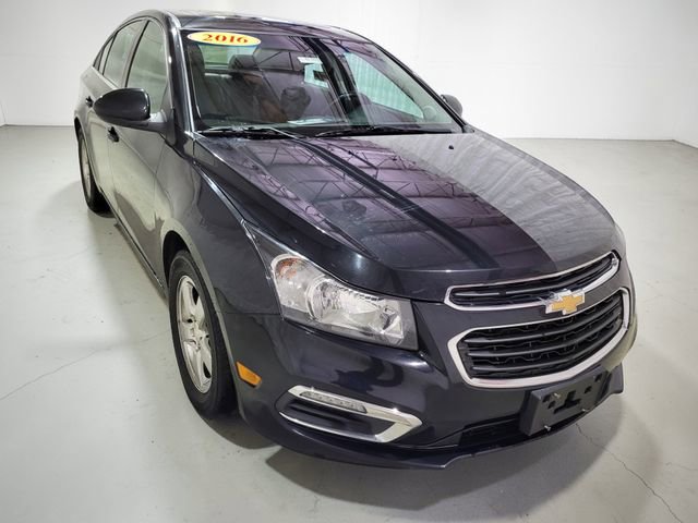 Used 2016 Chevrolet Cruze LT image 12