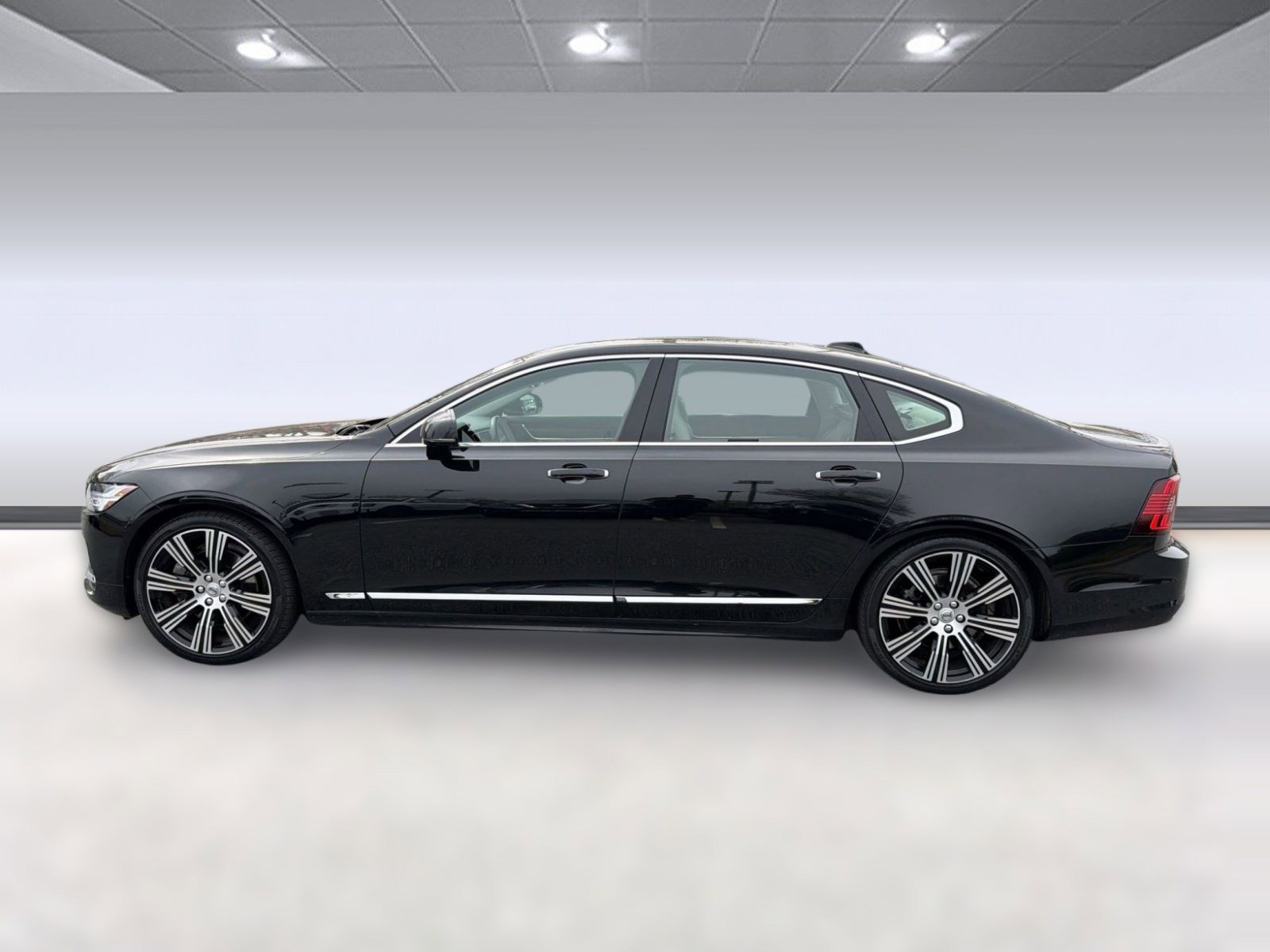 Used 2021 Volvo S90 T6 Inscription image 2