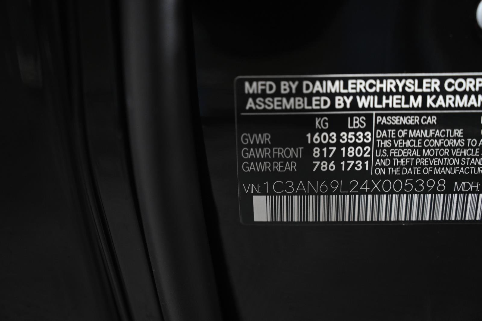 Used 2004 Chrysler Crossfire Coupe image 28