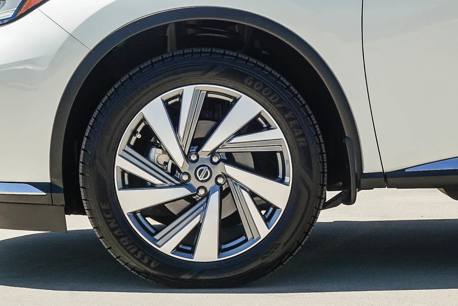 Used 2021 Nissan Murano SL FWD image 9