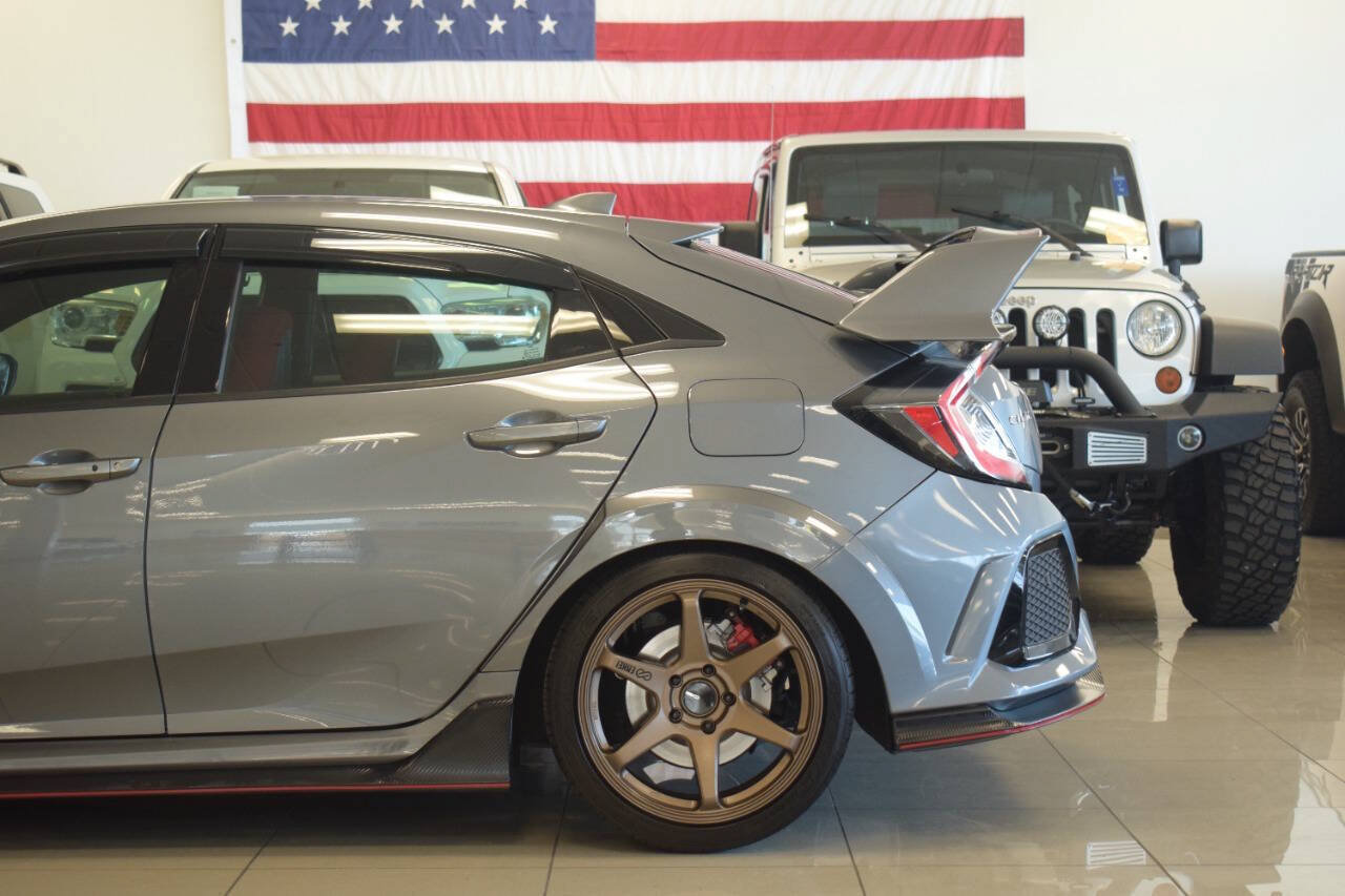 Used 2018 Honda Civic Type R image 22