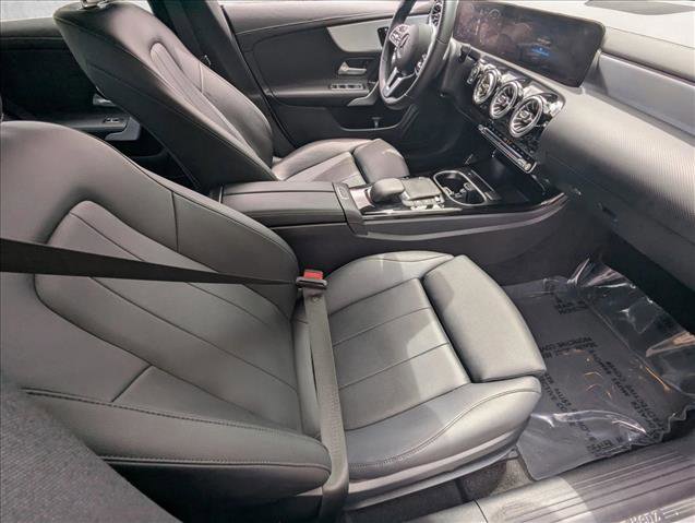 Certified 2022 Mercedes-Benz CLA 250 image 21