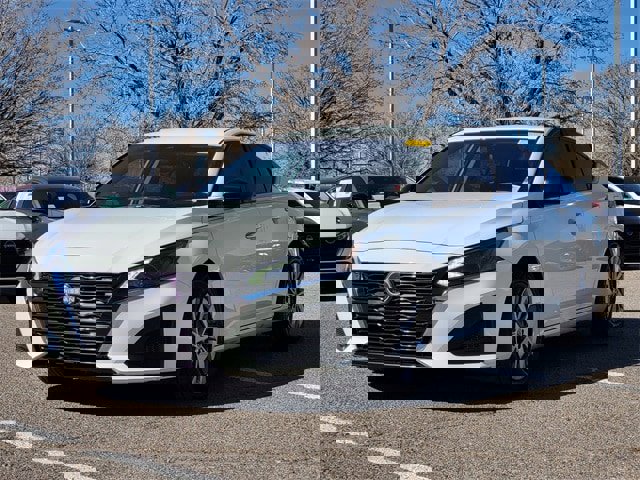 Certified 2024 Nissan Altima 2.5 S image 4