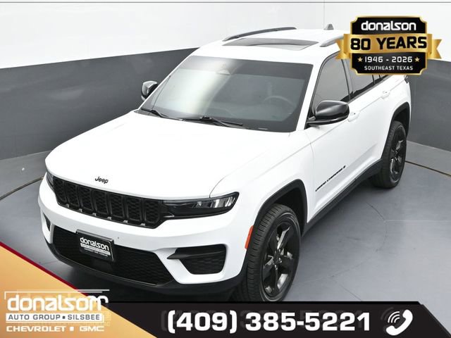 Used 2023 Jeep Grand Cherokee Altitude image 19