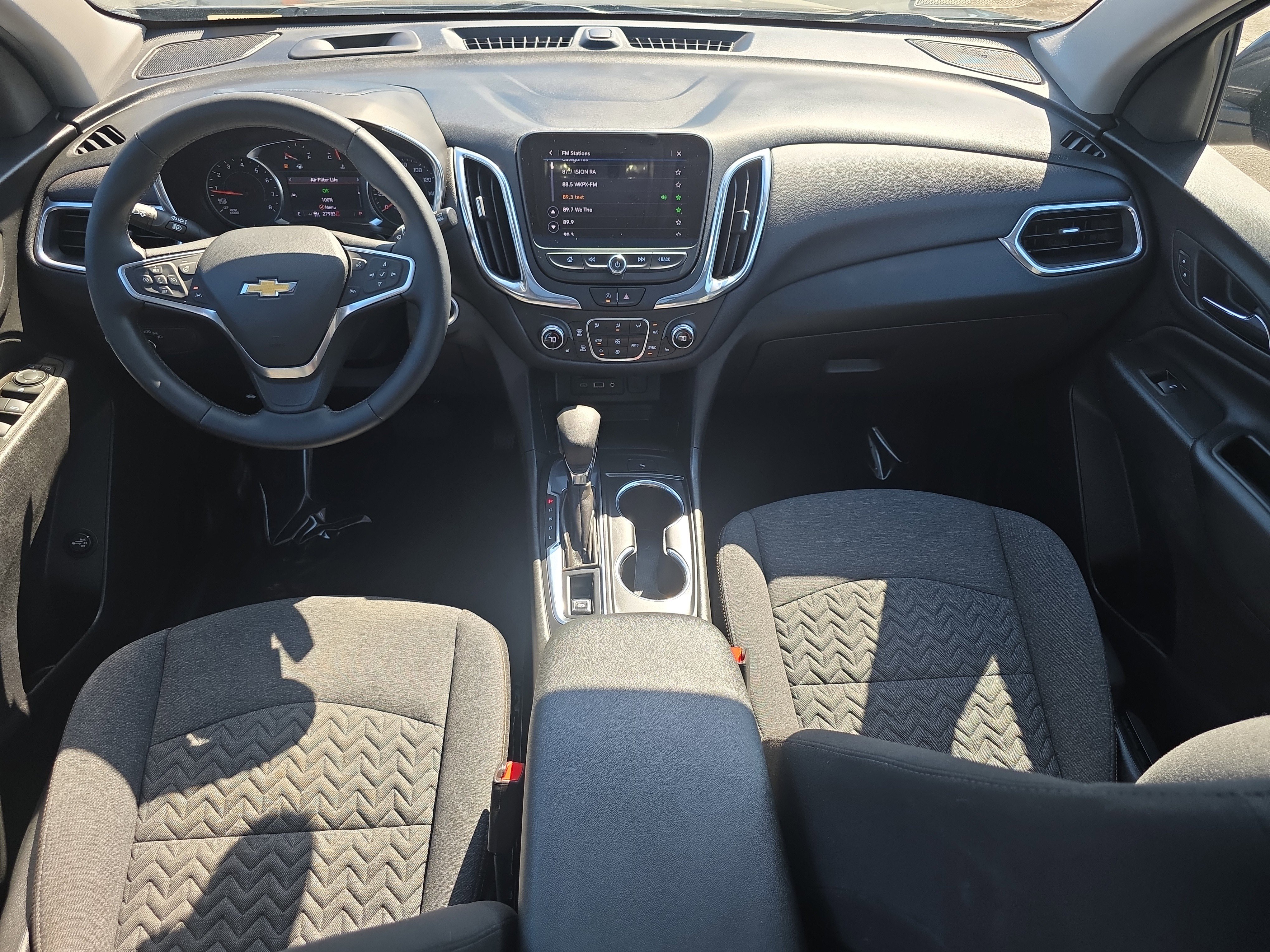Used 2023 Chevrolet Equinox LT FWD image 19