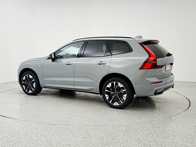 New 2026 Volvo XC60 T8 Plus w/ Climate Package AWD/4WD image 7