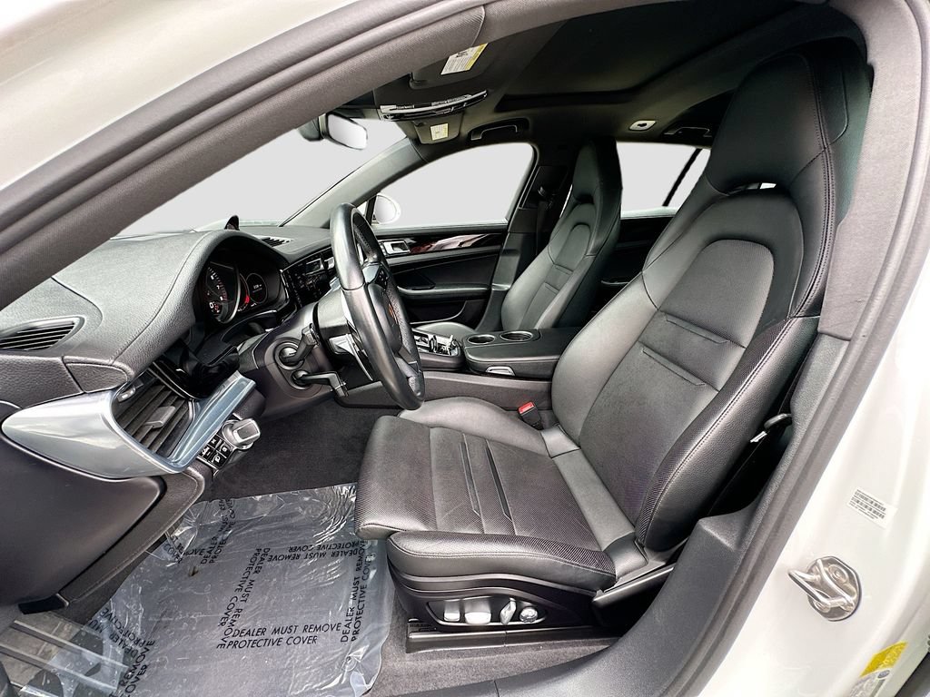 Used 2018 Porsche Panamera 4 AWD/4WD image 5