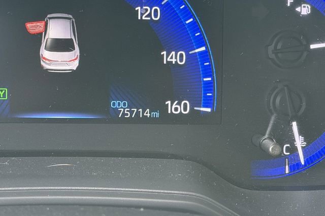 Certified 2021 Toyota Corolla LE image 28