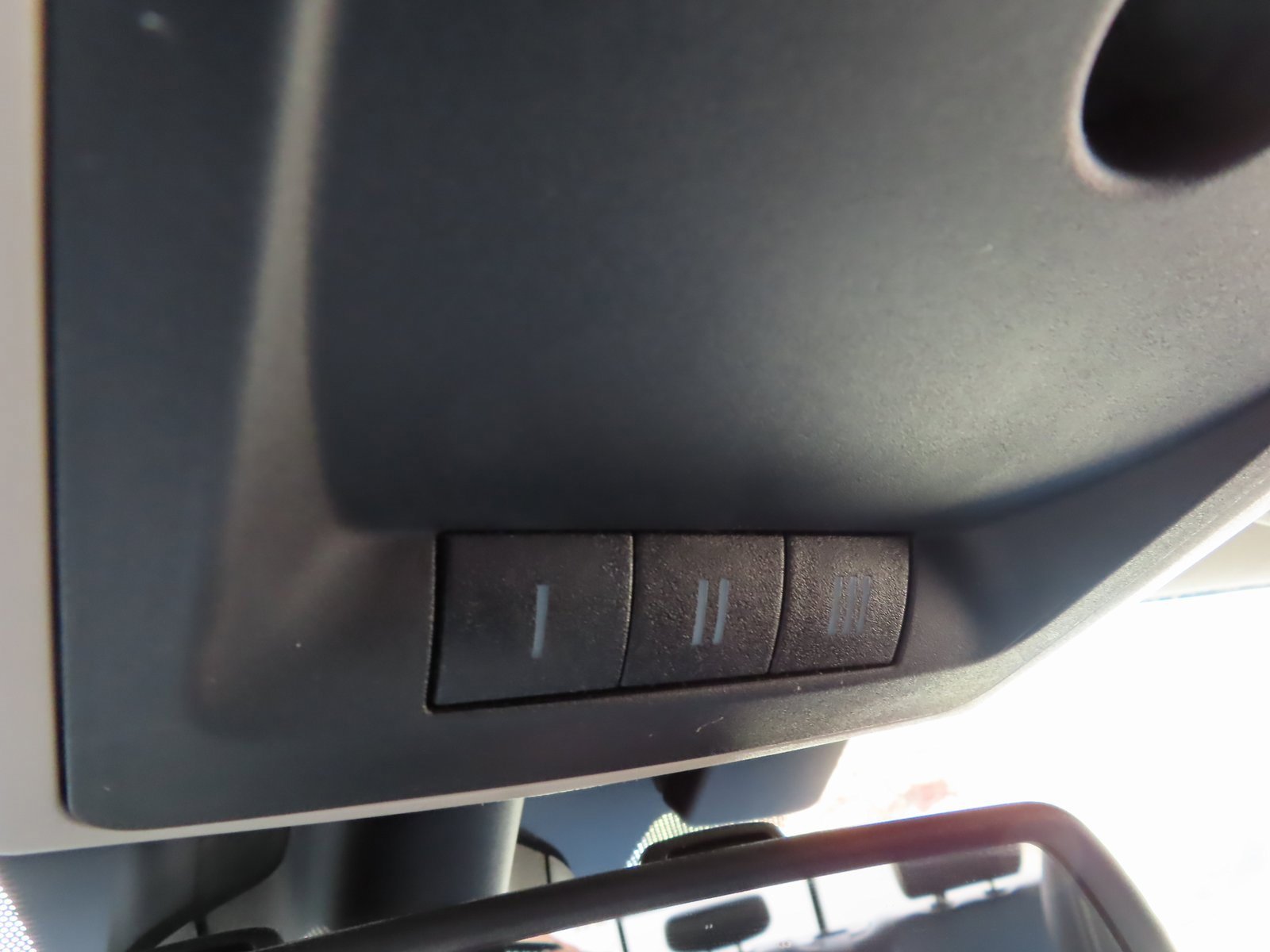 Used 2014 RAM 1500 Laramie w/ Convenience Group image 37