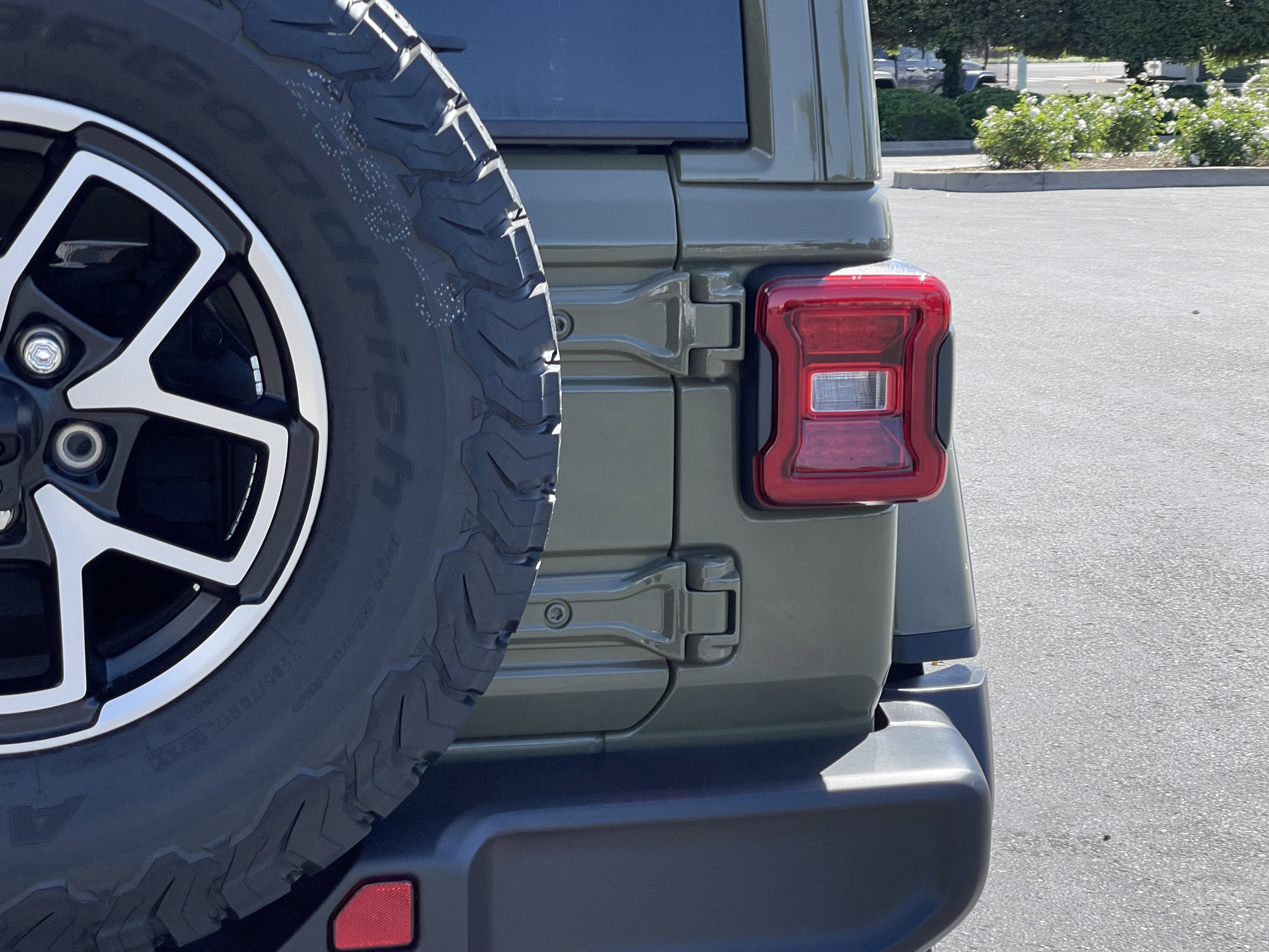 New 2026 Jeep Wrangler Unlimited Rubicon AWD/4WD image 12