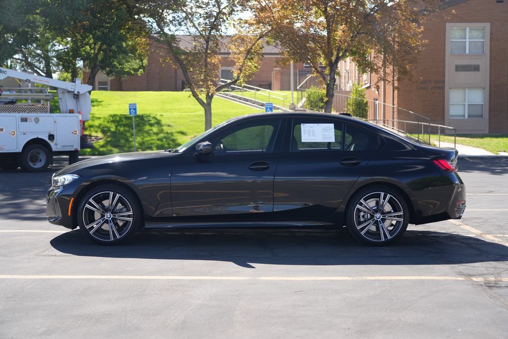 Used 2023 BMW 330i Sedan w/ Premium Package RWD image 2