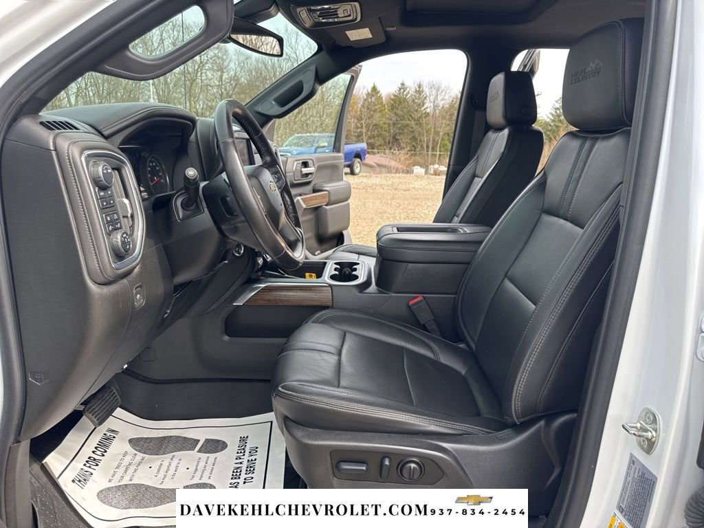 Used 2022 Chevrolet Silverado 3500 High Country w/ Safety Package II image 18
