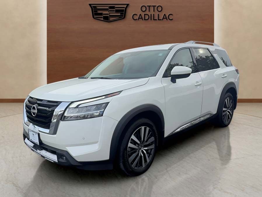 Used 2022 Nissan Pathfinder Platinum w/ Cargo Package