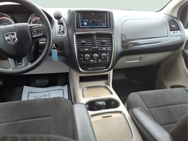 Used 2013 Dodge Grand Caravan SXT FWD image 11
