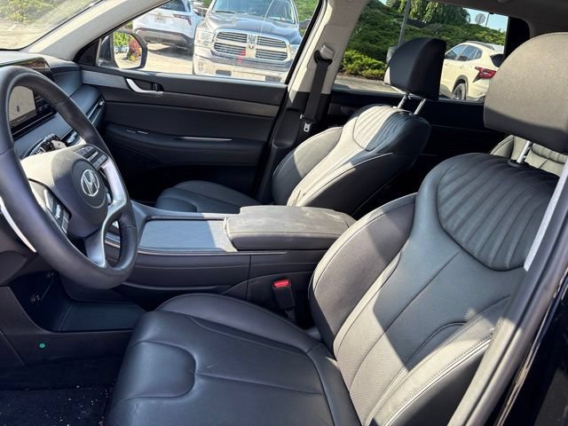 Used 2025 Hyundai Palisade Limited FWD image 9