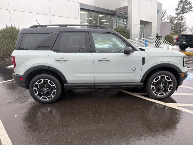 Used 2022 Ford Bronco Sport Outer Banks w/ Tech Package image 8