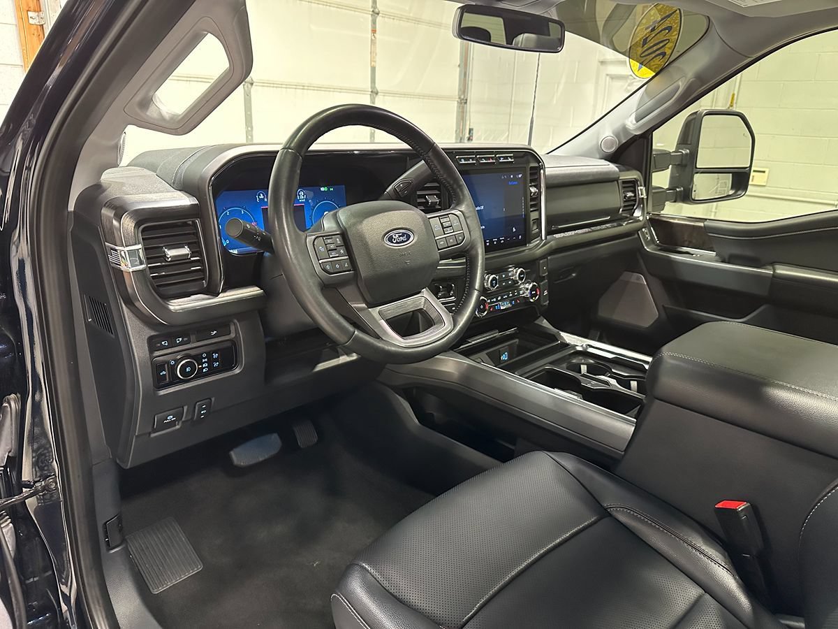 Used 2024 Ford F250 Lariat w/ Lariat Ultimate Package AWD/4WD image 33