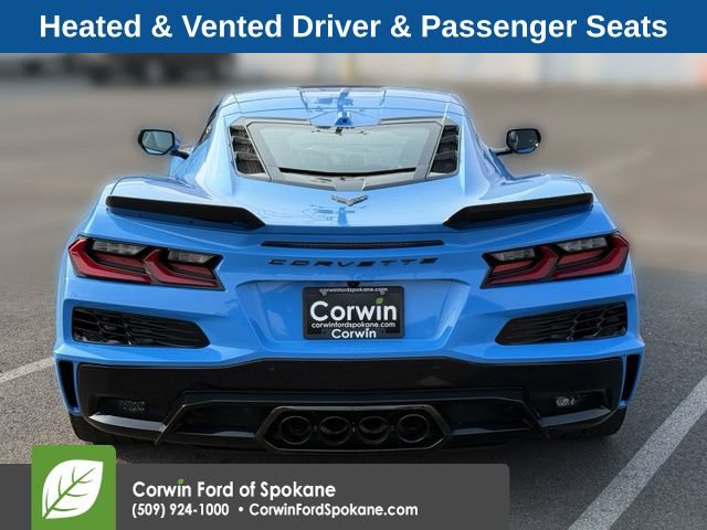 Used 2024 Chevrolet Corvette Z06 RWD image 16