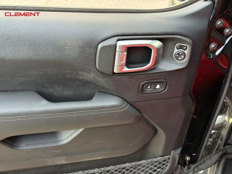 Used 2018 Jeep Wrangler Unlimited Sahara w/ LED Lighting Group image 13