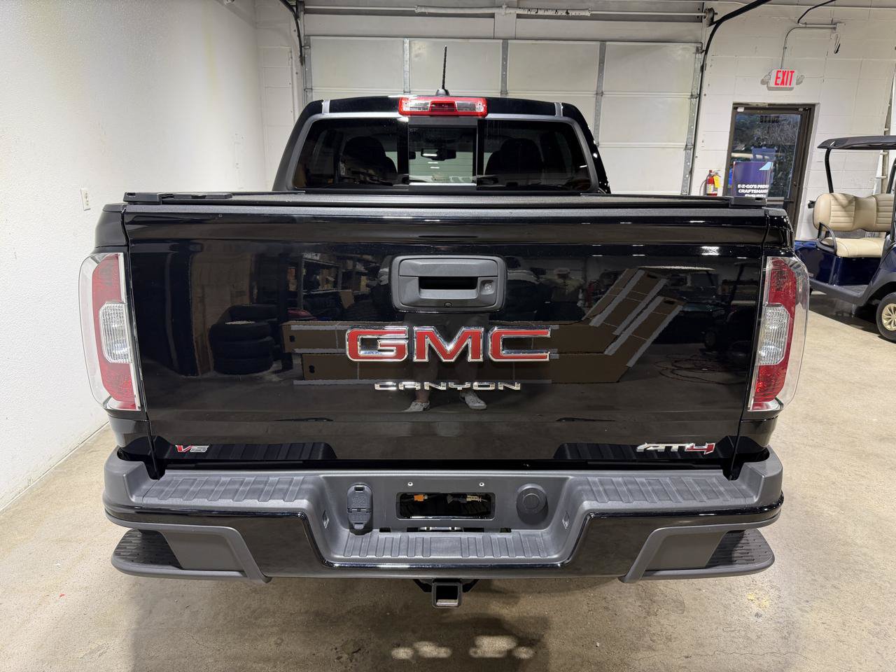 Used 2022 GMC Canyon AT4 w/ Trailering Package AWD/4WD image 7