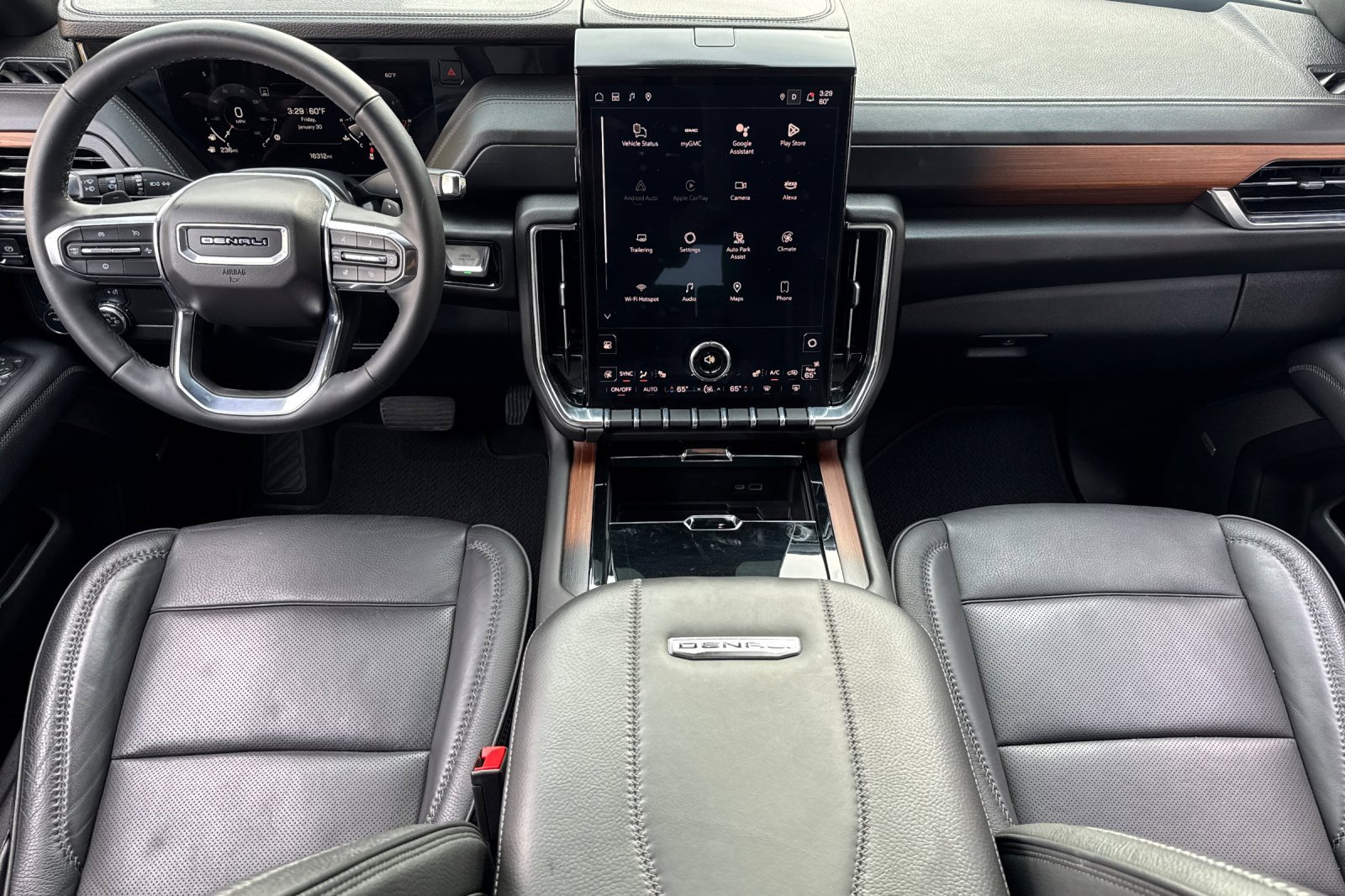 Used 2025 GMC Yukon Denali image 16