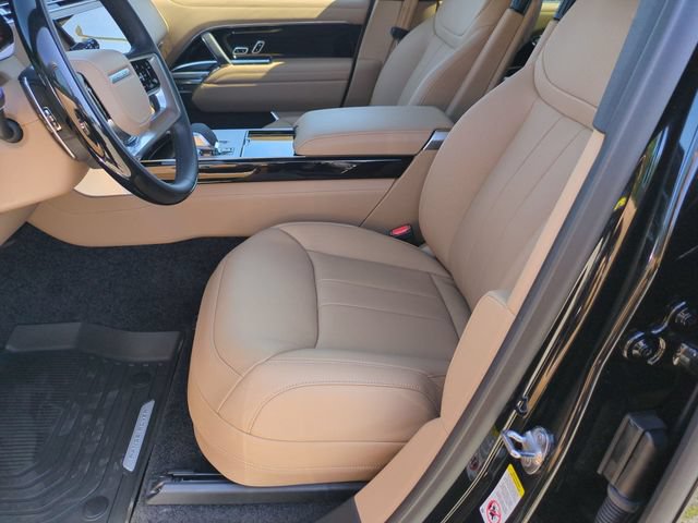 New 2026 Land Rover Range Rover Long Wheelbase SE AWD/4WD image 12