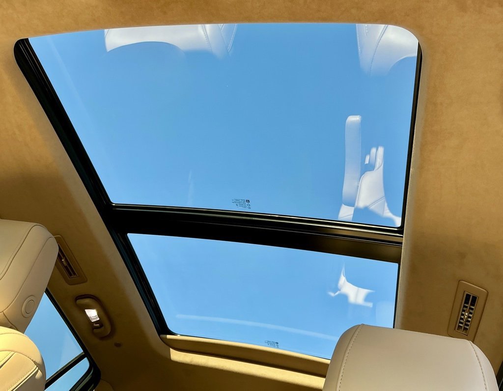 Used 2025 Cadillac XT6 Premium Luxury w/ Platinum Package image 37