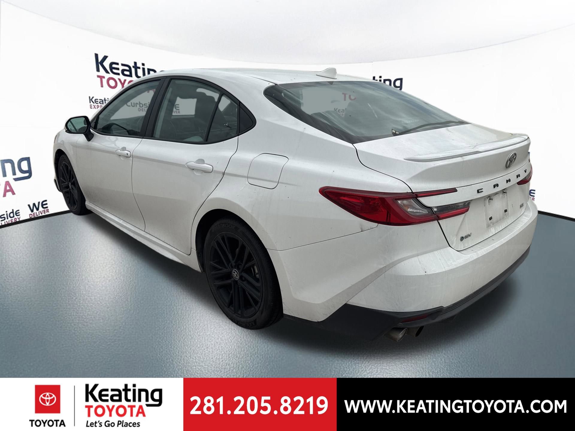 Certified 2025 Toyota Camry SE image 6