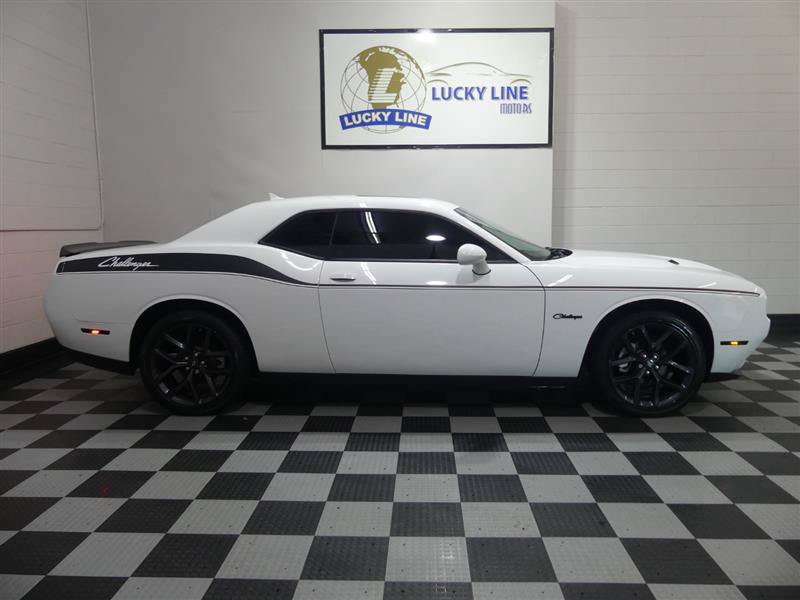 Used 2023 Dodge Challenger SXT w/ Blacktop Package RWD image 6