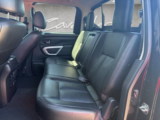 Used 2019 Nissan Titan SV w/ SV Convenience Package image 22