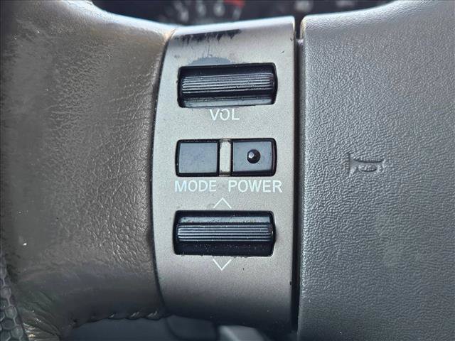 Used 2005 Nissan Titan LE RWD image 14