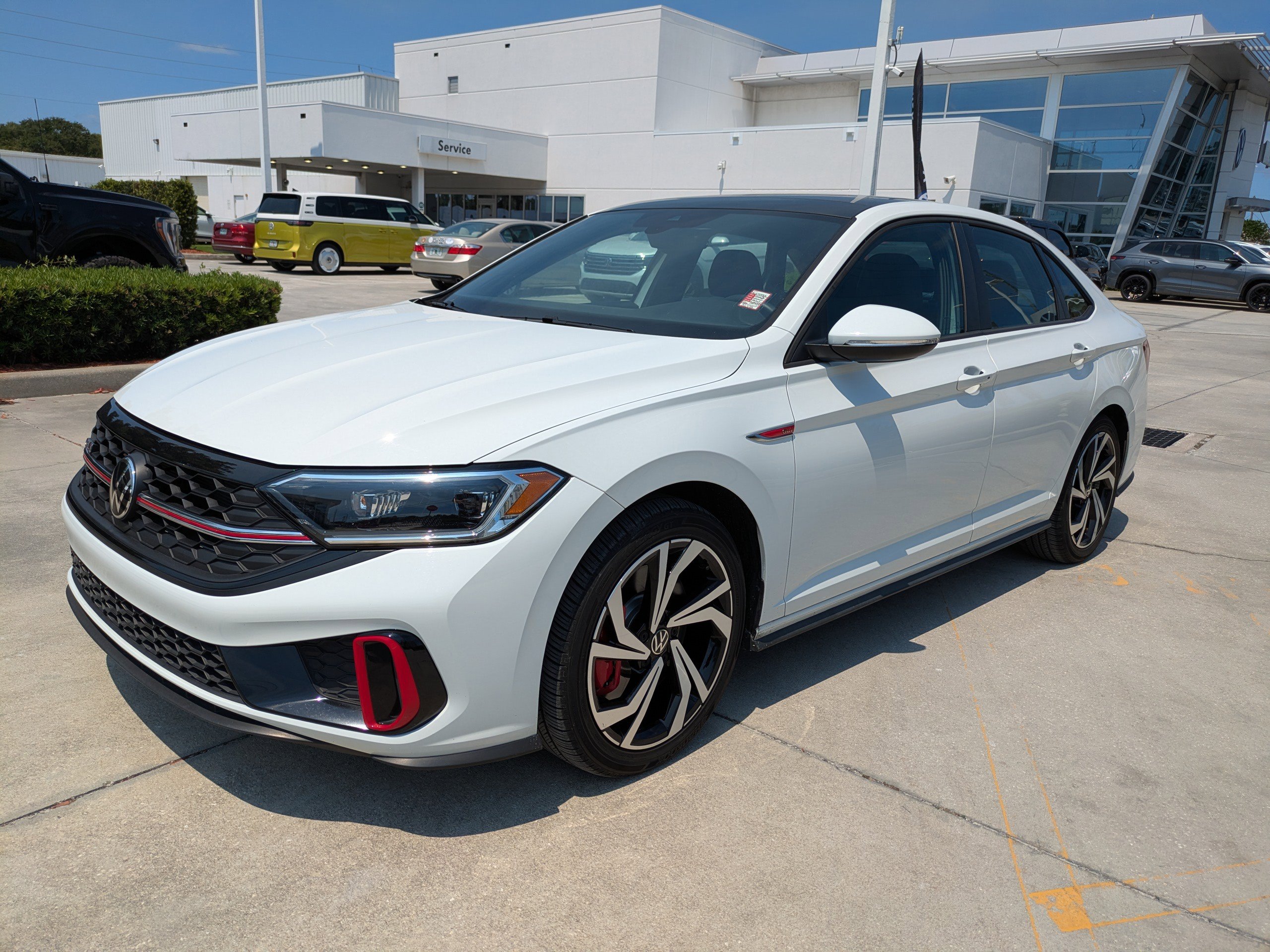 Used 2023 Volkswagen Jetta GLI Autobahn image 8