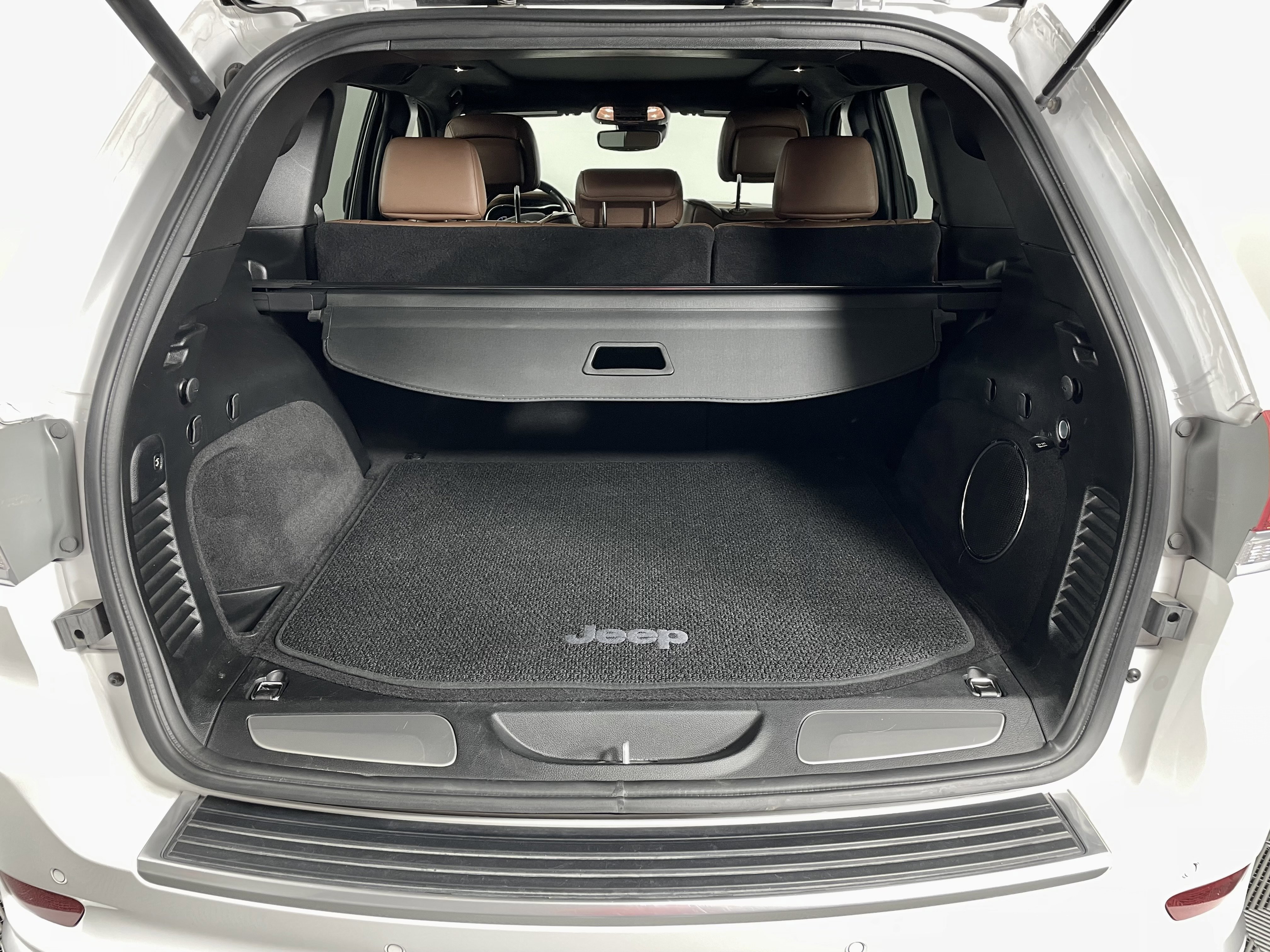 Certified 2021 Jeep Grand Cherokee Summit w/ Platinum Series Group image 5