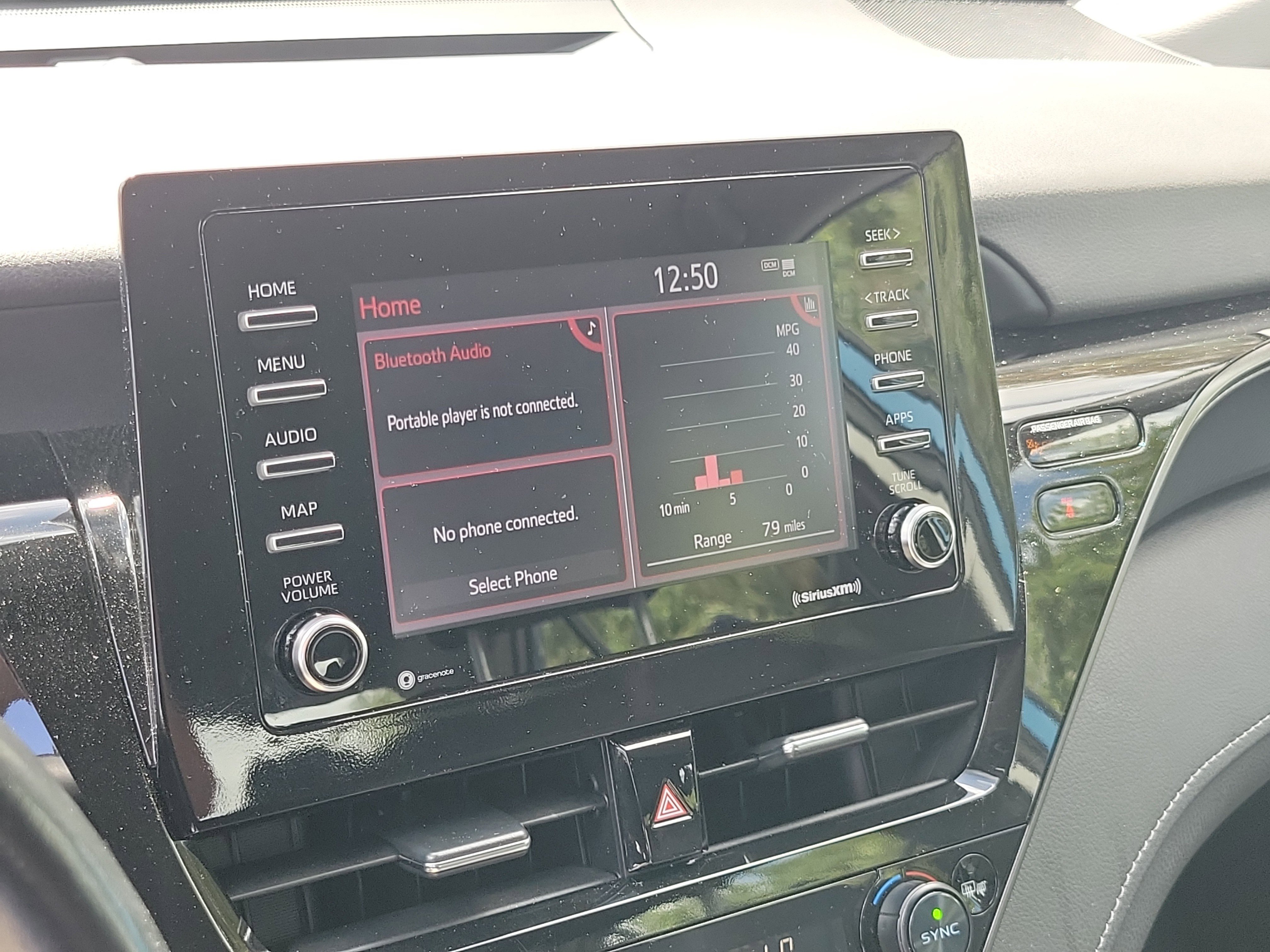 Used 2024 Toyota Camry SE image 31