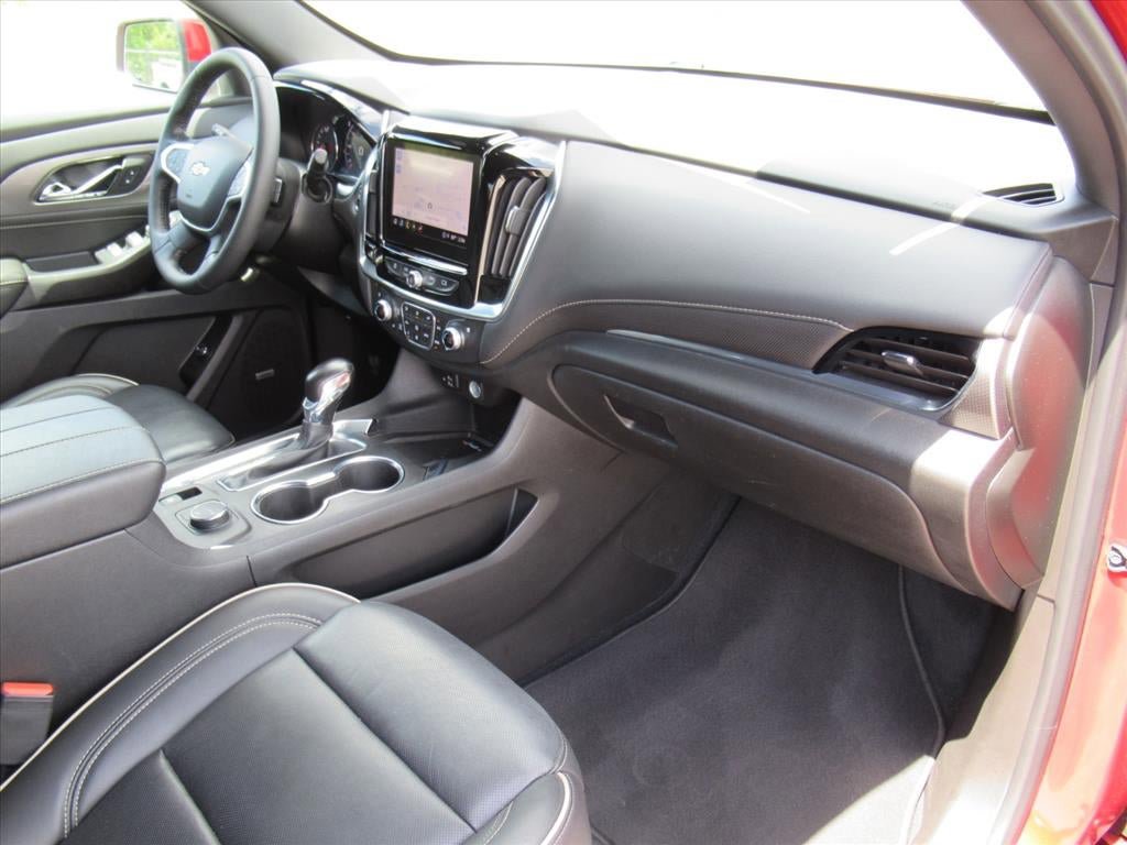 Used 2022 Chevrolet Traverse Premier AWD/4WD image 11