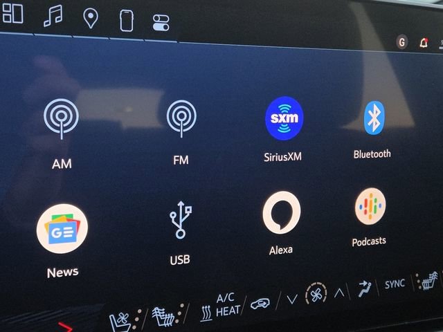 New 2025 Chevrolet Equinox EV RS w/ Convenience Package II image 5