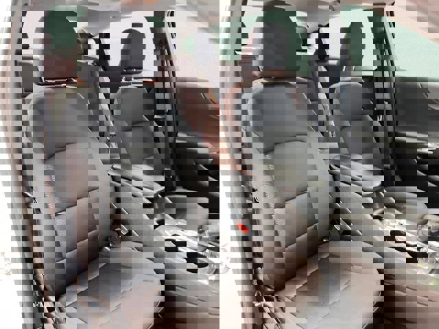 Used 2024 Chevrolet Malibu LT image 11