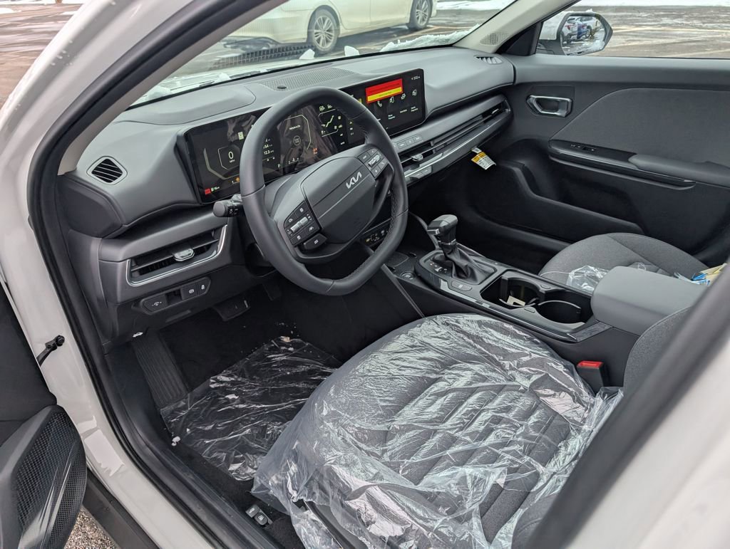 New 2025 Kia K4 EX image 12