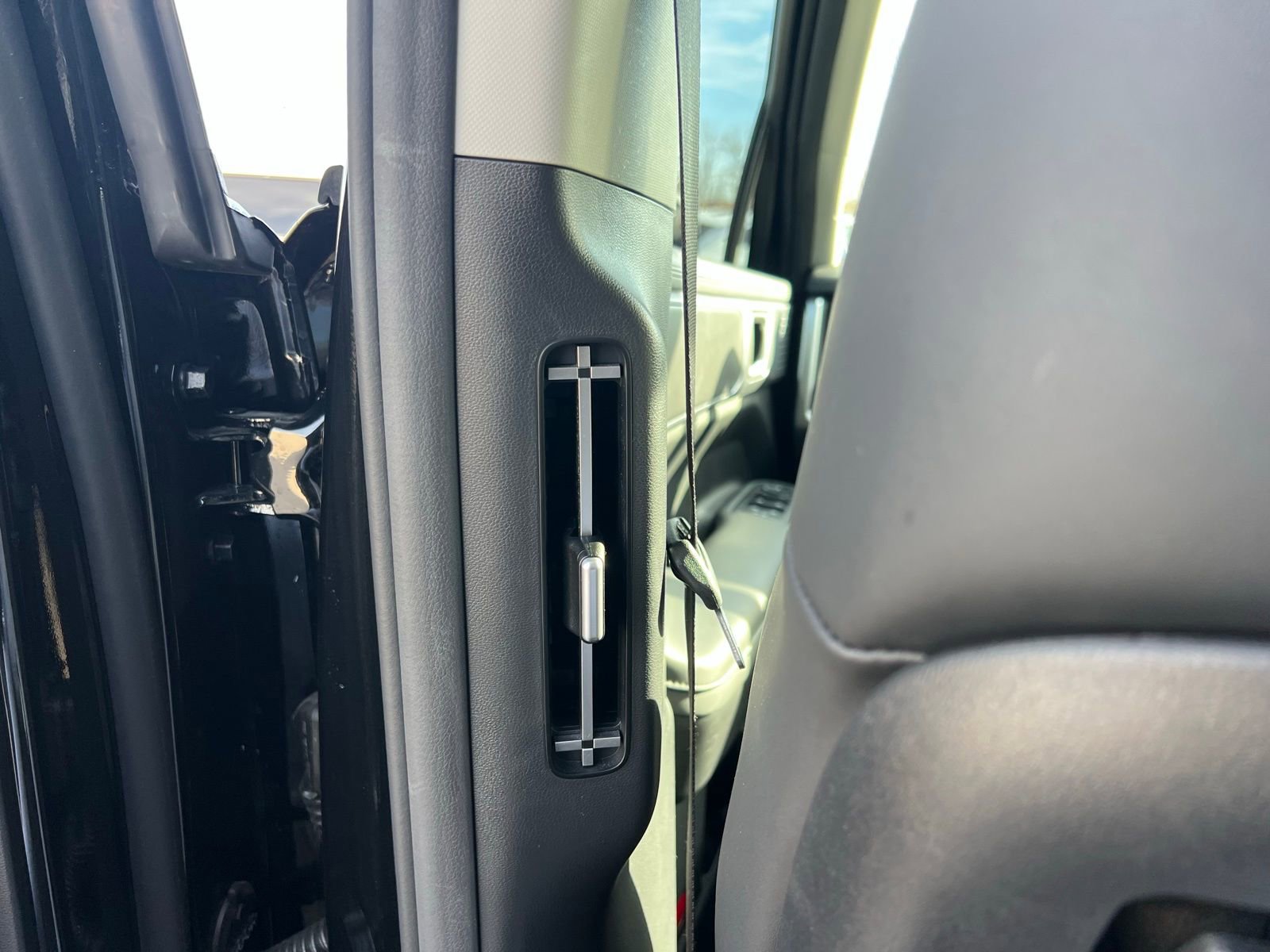 Certified 2025 Hyundai Santa Fe XRT image 22