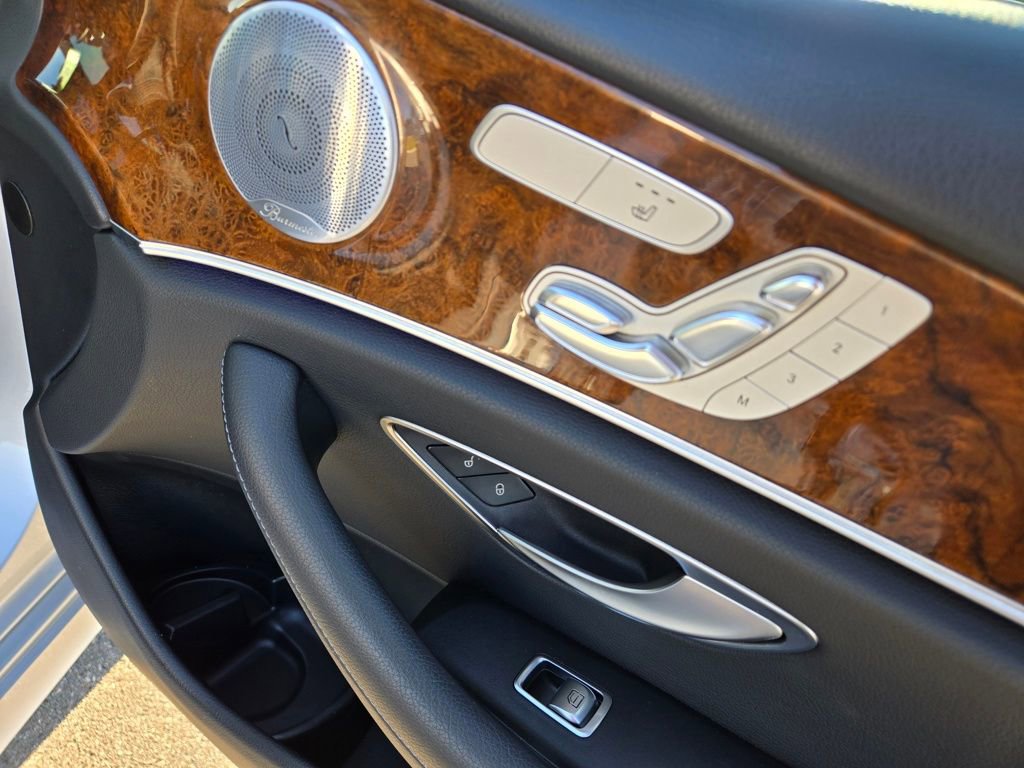 Used 2020 Mercedes-Benz E 450 4MATIC Sedan w/ Driver Assistance Package image 46