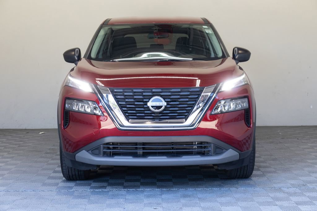 Used 2023 Nissan Rogue S image 4