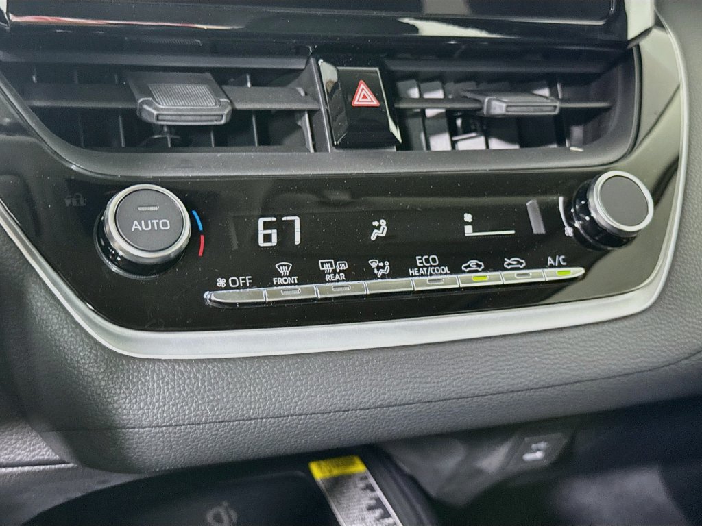 Certified 2026 Toyota Corolla LE w/ LE Premium Package FWD image 8