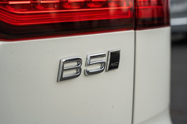 New 2026 Volvo V60 B5 Cross Country Plus w/ Protection Package Premier image 10