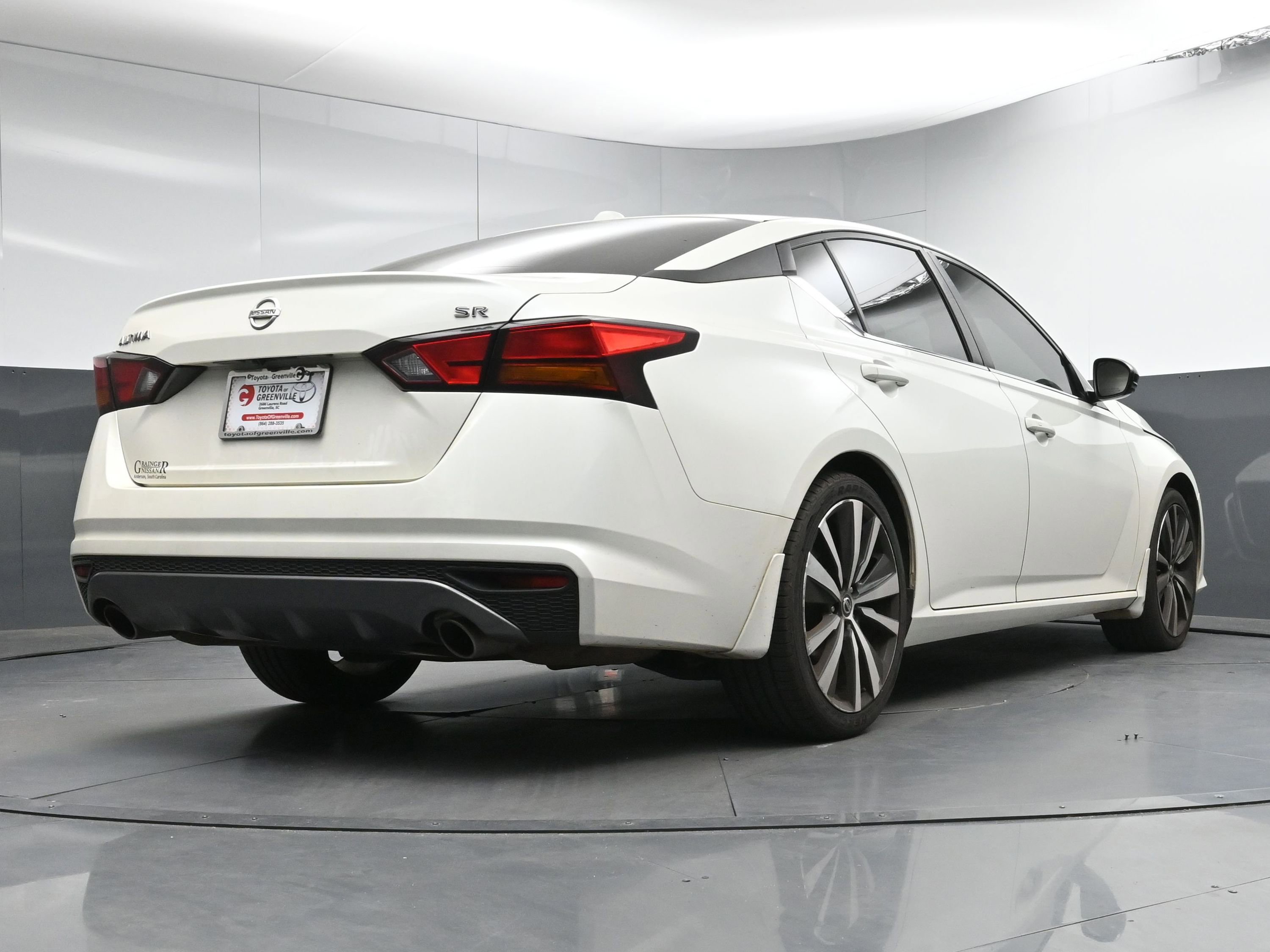 Used 2019 Nissan Altima 2.5 SR w/ SR Premium Package image 26