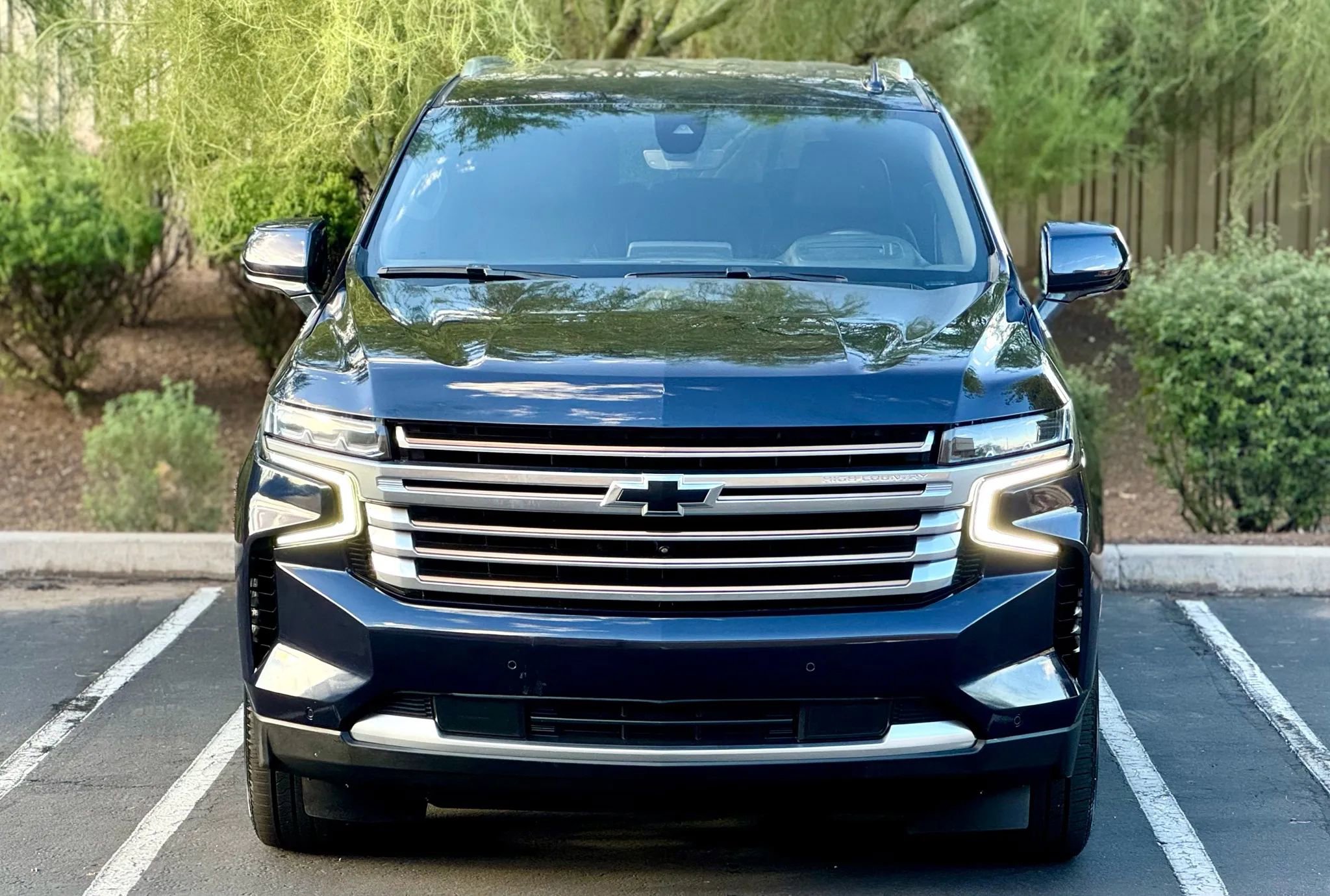 Used 2021 Chevrolet Suburban High Country AWD/4WD image 2