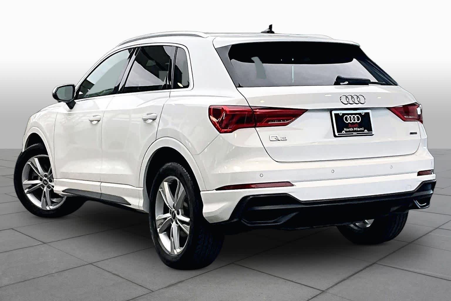 Used 2021 Audi Q3 2.0T Premium w/ Convenience Package AWD/4WD image 12