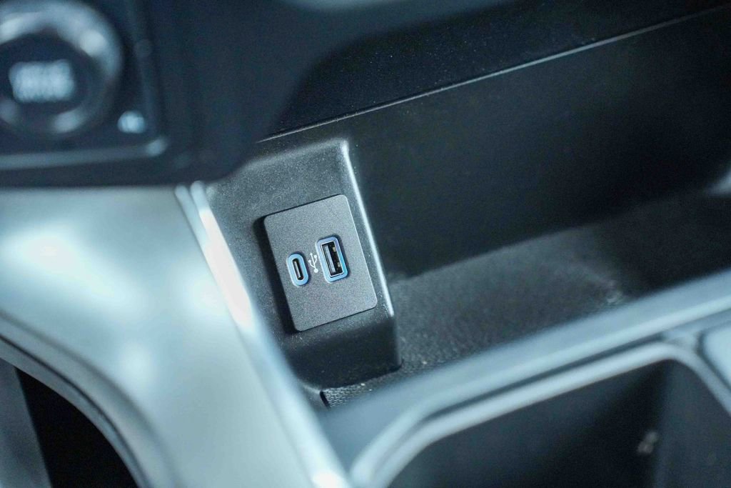 Used 2023 Ford F150 XLT w/ XTR Package image 29