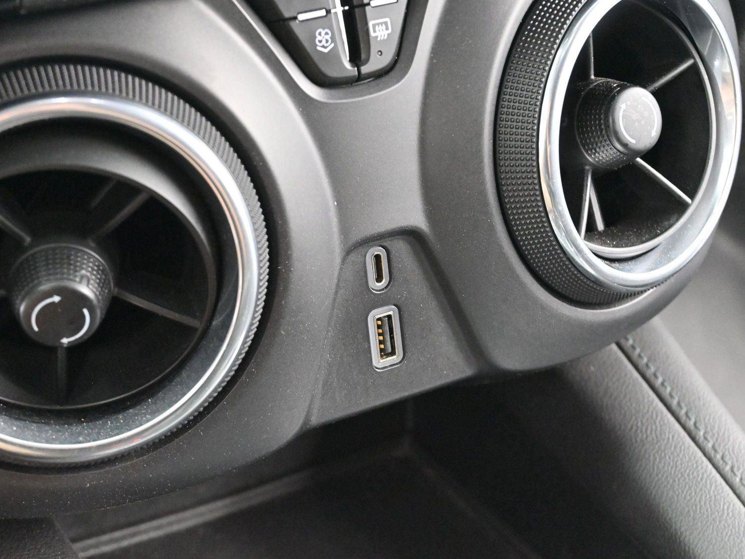 Used 2020 Chevrolet Blazer LT image 26