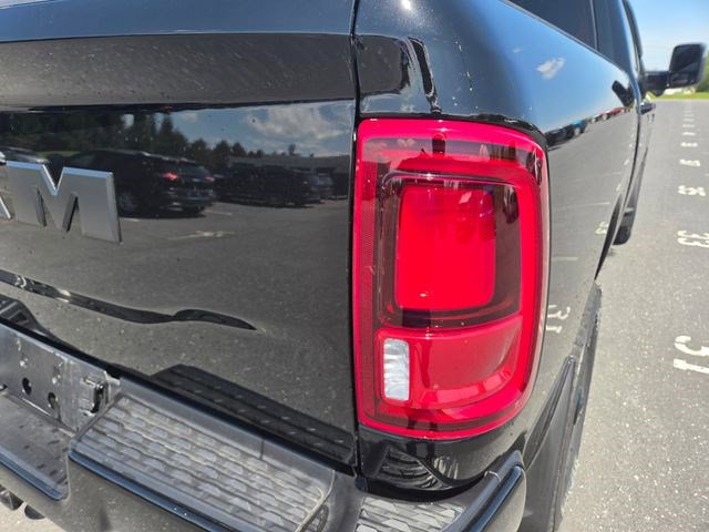 Used 2026 RAM 2500 Laramie AWD/4WD image 13