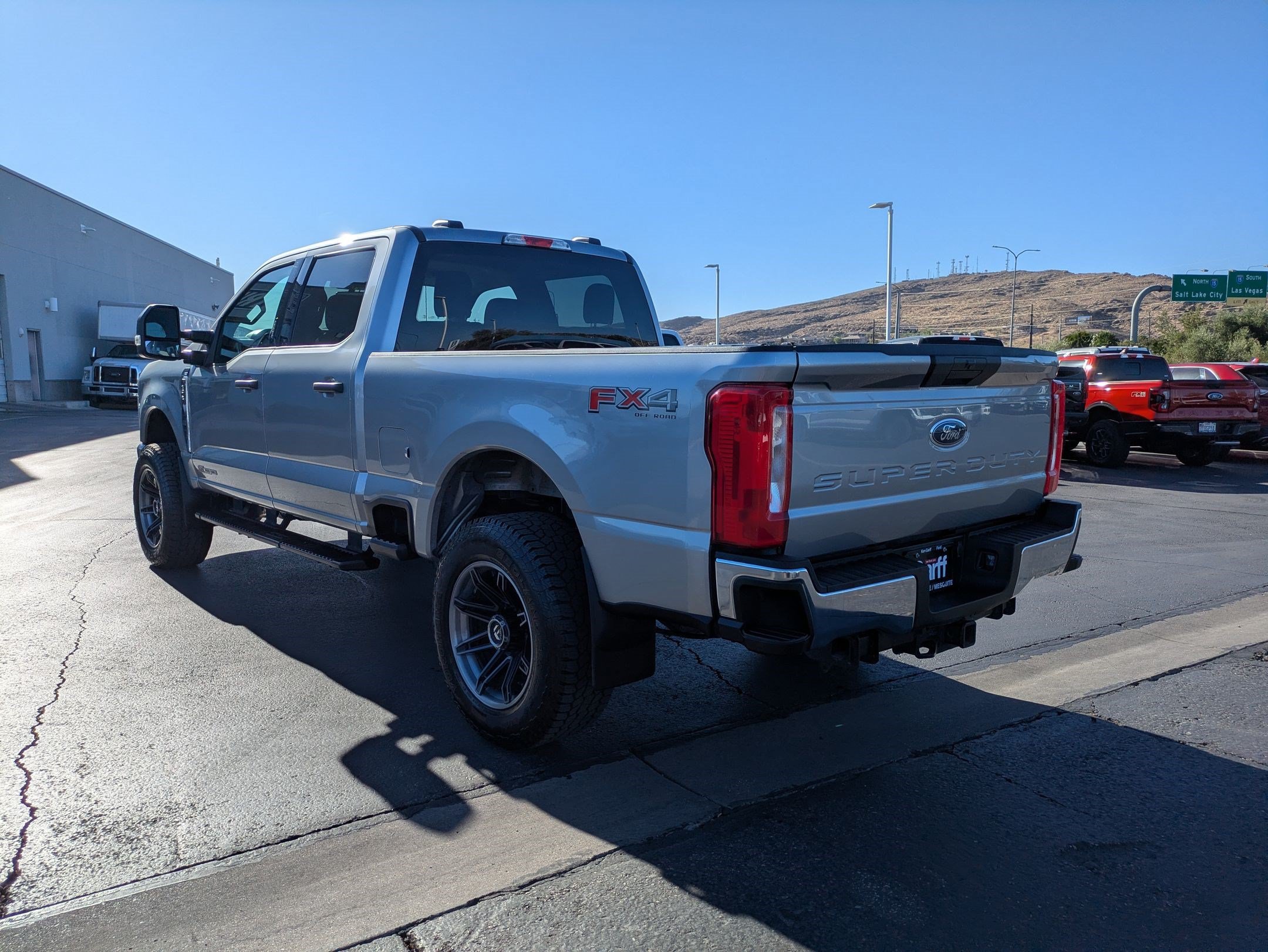 Used 2023 Ford F350 XLT AWD/4WD image 6